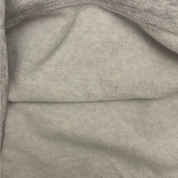 Gray Nike Crewneck Pullover Nike Yoga Thermafit Lightweight Shirt Size Small - Picture 8 of 10